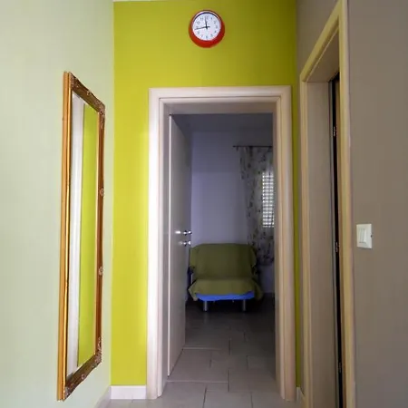 Apartment Tonci & Dana