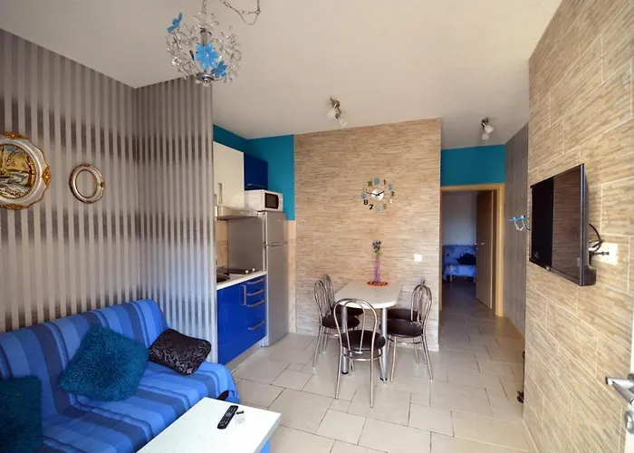 Appartement Tonci & Dana *